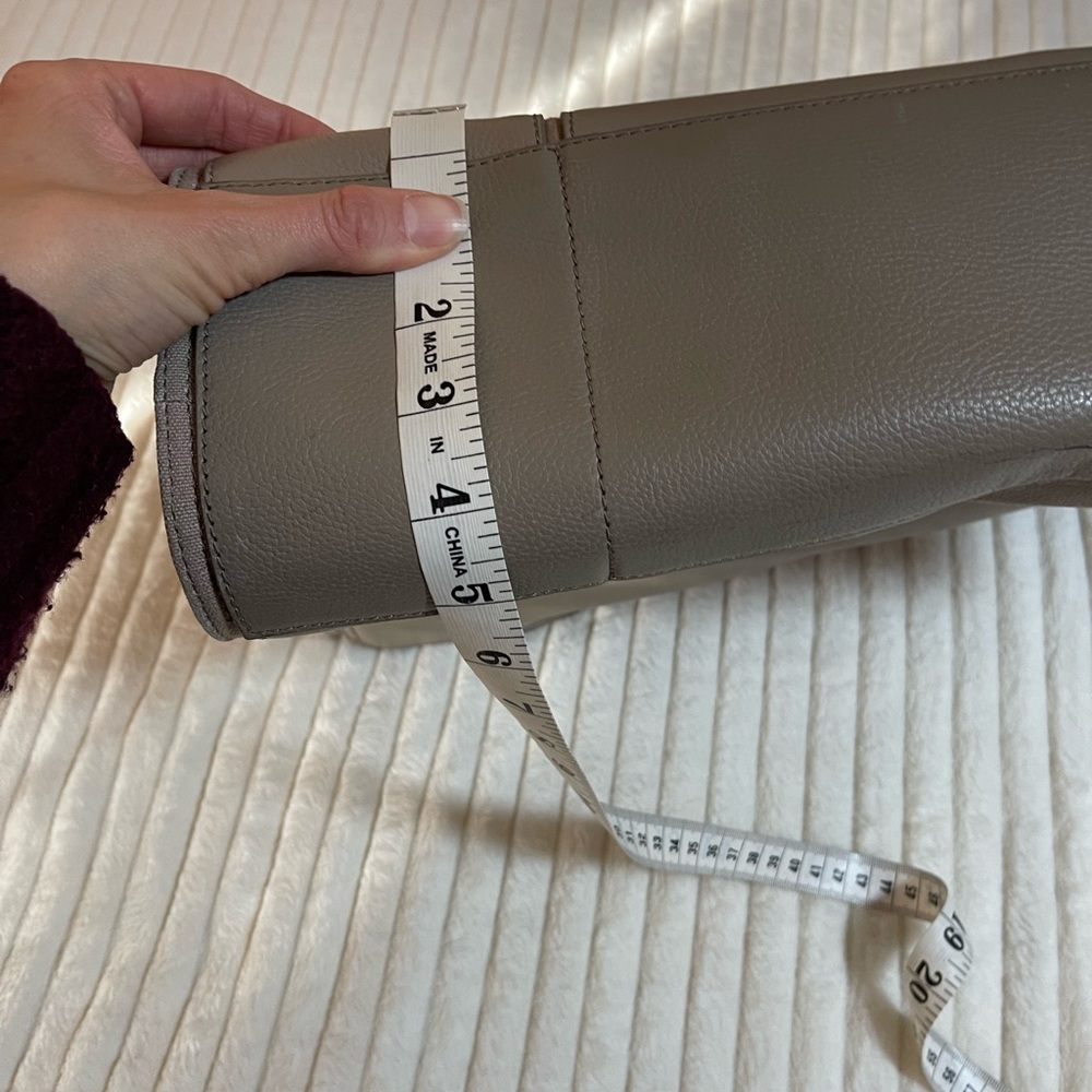 Tory Burch | Taupe | Leather Ella Tote - Picture 16 of 17